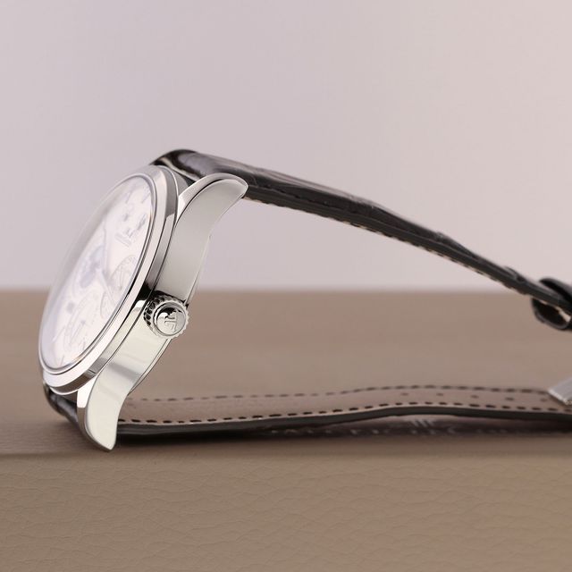 Jaeger-LeCoultre Master Eight Days 1618420 Image 3